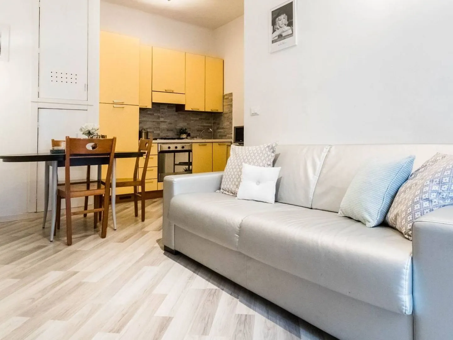 Hintown Submarine'S Apartment Milan